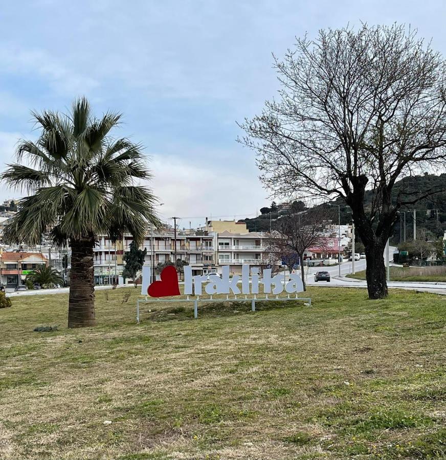 Adrianos House By The Sea Apartment Nea Iraklitsa Ngoại thất bức ảnh