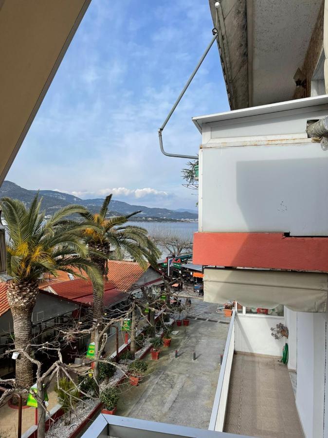 Adrianos House By The Sea Apartment Nea Iraklitsa Ngoại thất bức ảnh