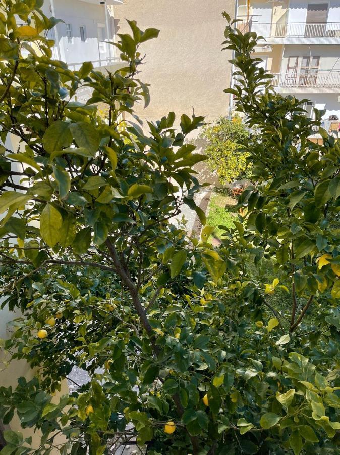 Adrianos House By The Sea Apartment Nea Iraklitsa Ngoại thất bức ảnh